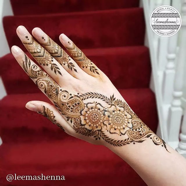 latest henna designs