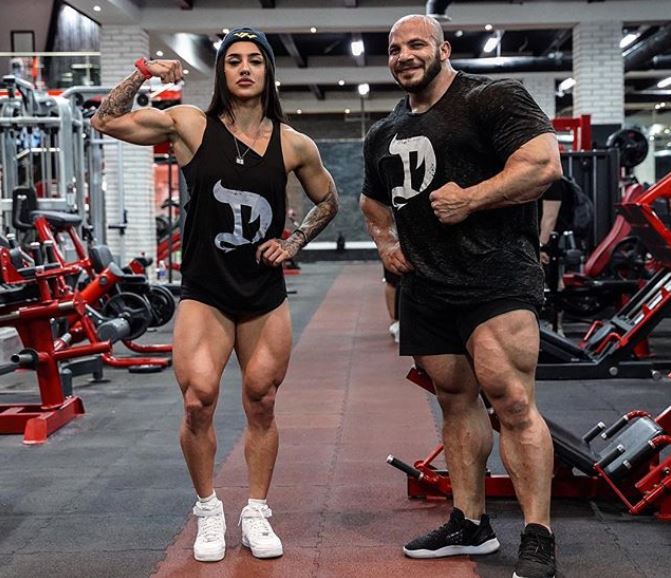 Bakhar Nabieva - one of the best female bodybuilder with awesome leg muscles pics
