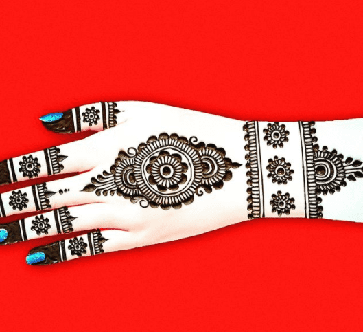 easy mehndi design by  fashion_clock5 Watch full video on her YouTube channel 