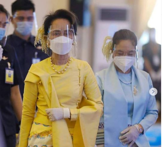 Aung San Suu Kyi arrested