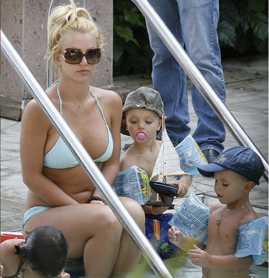 Briteny spears with her babies