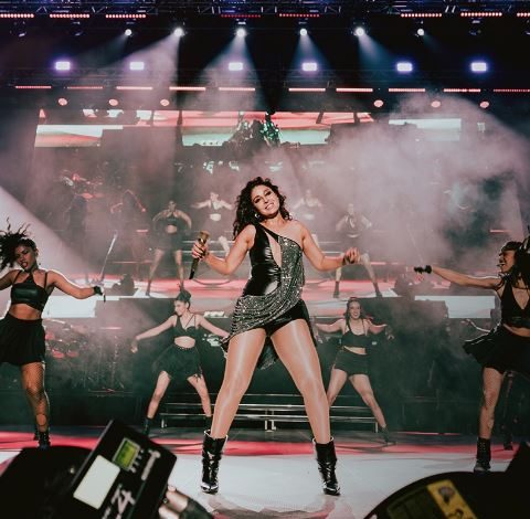 Bollywood Singer Sunidhi Chauhan to Perform Live in Delhi on 27 August under “I Am Home India Tour 2025–26” at JNU Stadium