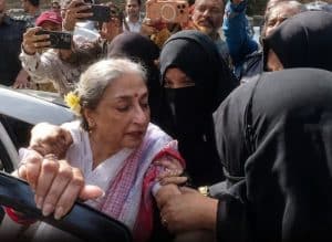 75-Year-Old Bharatanatyam Dancer Sheema Kermani Detained by Police Outside Karachi Press Club During Aurat March Preparations
